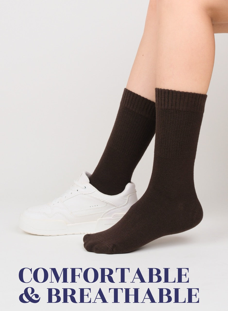 Women's Bamboo Diabetic Crew Thin Socks, 4 Pairs | Dark Brown