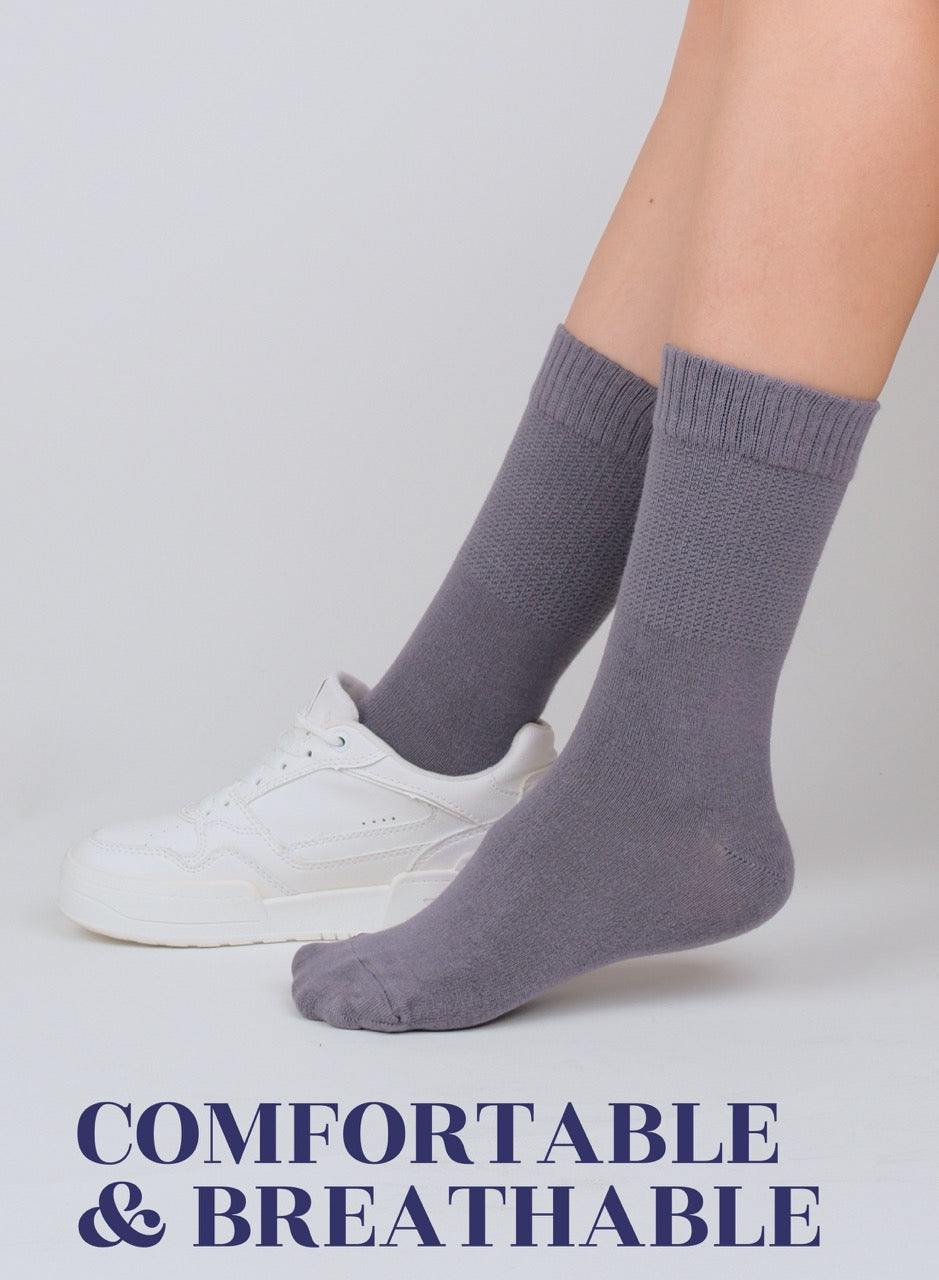 Women's Bamboo Diabetic Crew Thin Socks, 4 Pairs | Gray