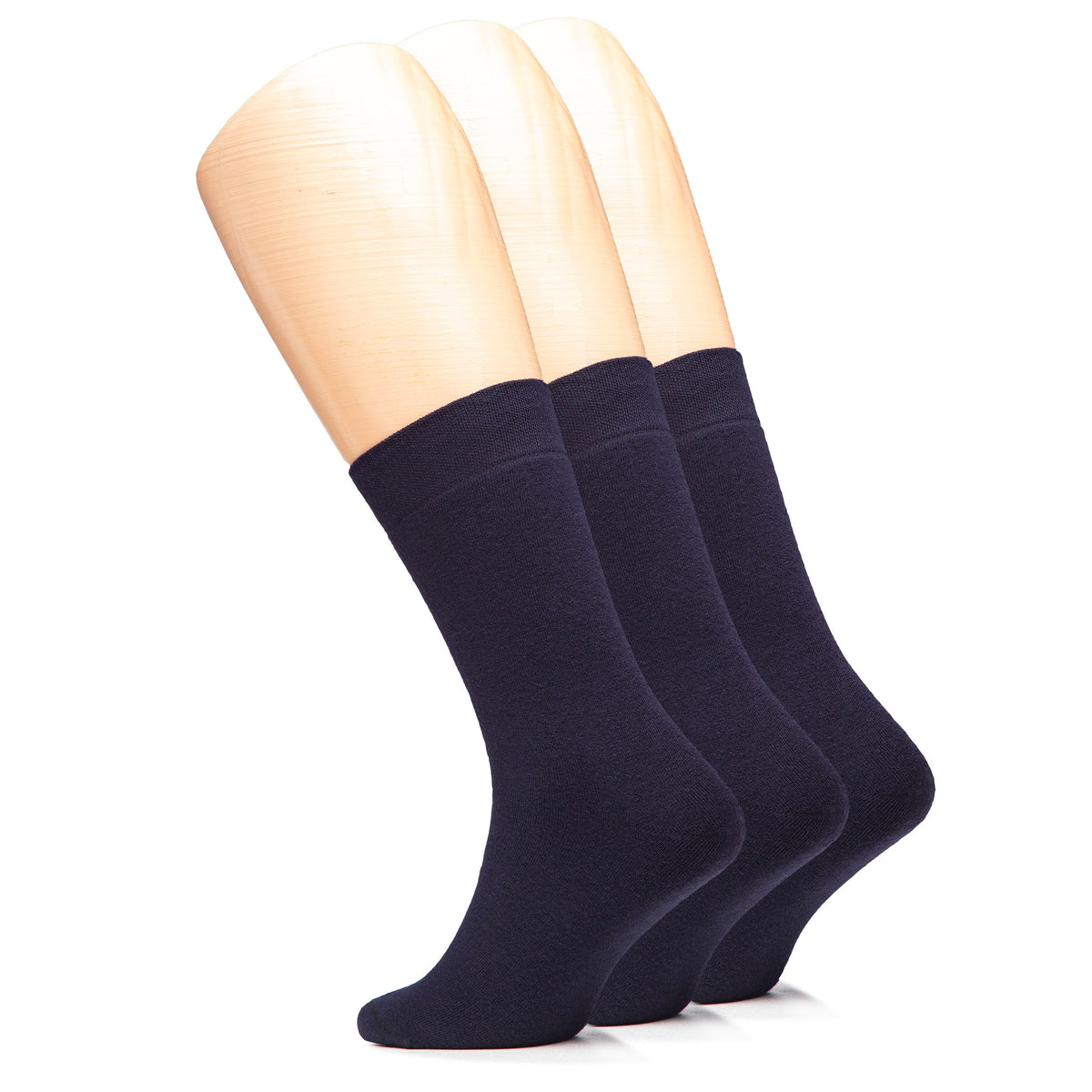 Experience the luxurious comfort of these Men's Cotton Full Cushion Ankle Socks. Ideal for all-day wear.
